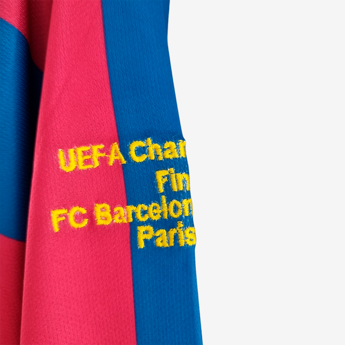 Barcelona 2005/06 Home Jersey Long Sleeve – Retro Version - Image 6