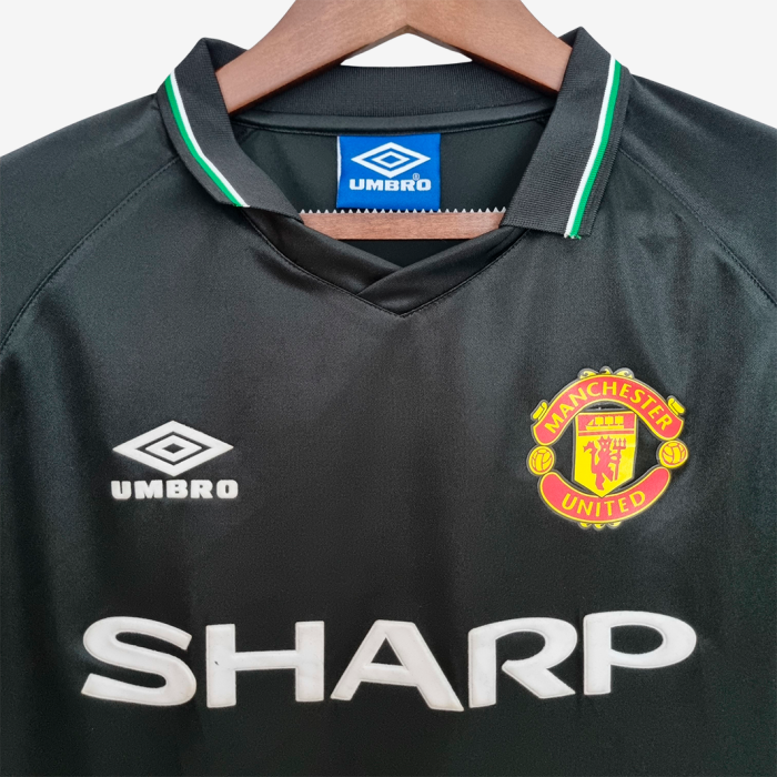Manchester United 1988 Away Jersey – Retro Version - Image 6