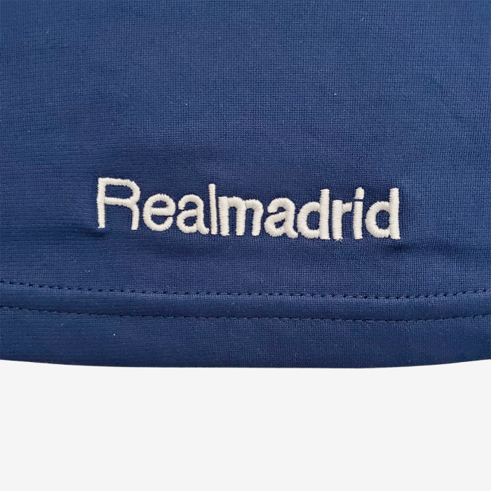 Real Madrid 2005/06 Third Jersey – Retro Version - Image 6