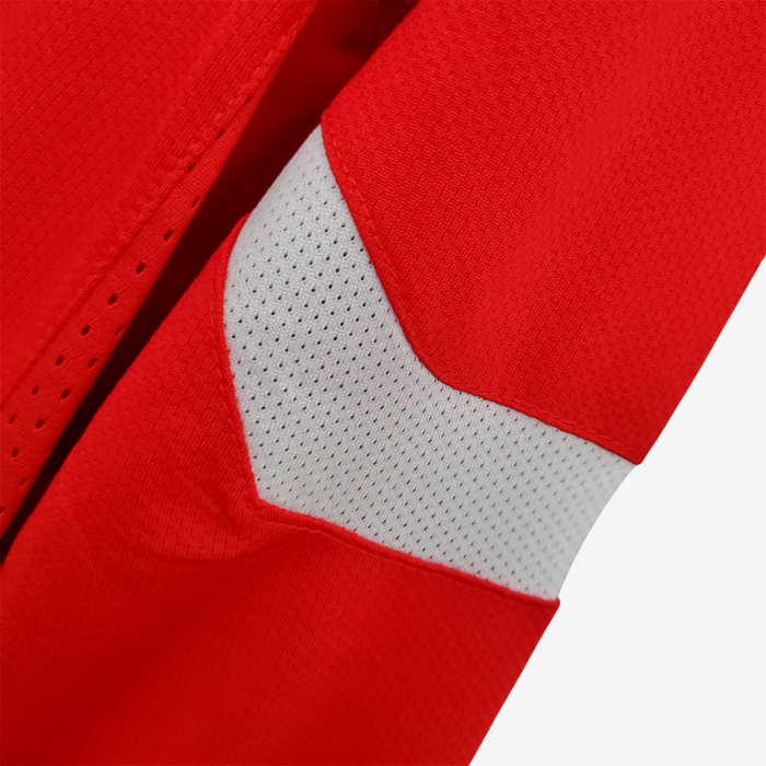 Manchester United 2004/06 Home Jersey Long Sleeve – Retro Version - Image 6