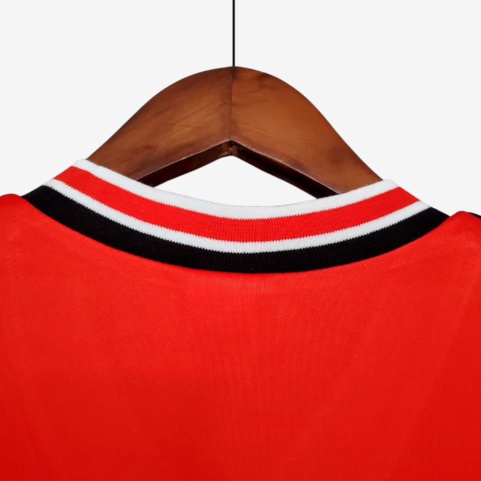 Manchester United 1985/86 Home Jersey - Retro Version - Image 6