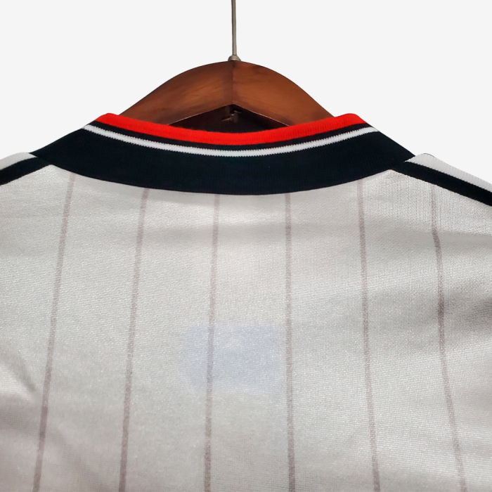 Manchester United 1983/84 Away Jersey - Retro Version - Image 6