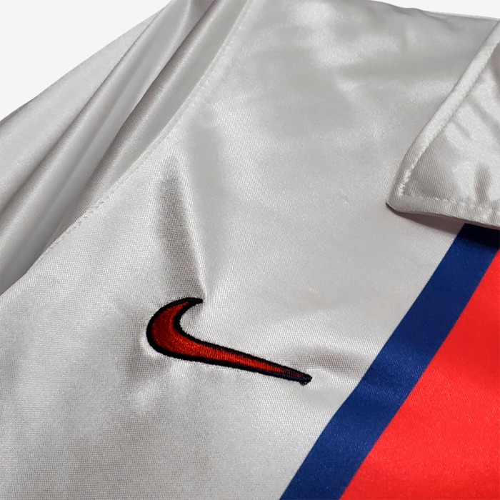 Paris Saint-Germain (PSG) 1998/99 Away Jersey – Retro Version - Image 7