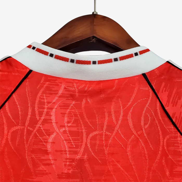 Manchester United 1990/92 Home Jersey - Retro Version - Image 7