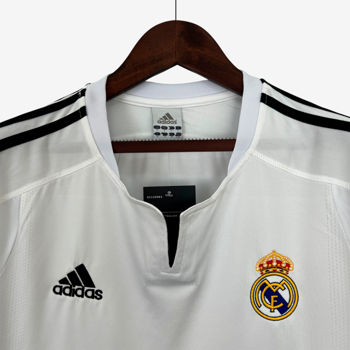 Real Madrid 2003/04 Home Jersey – Retro Version - Image 6
