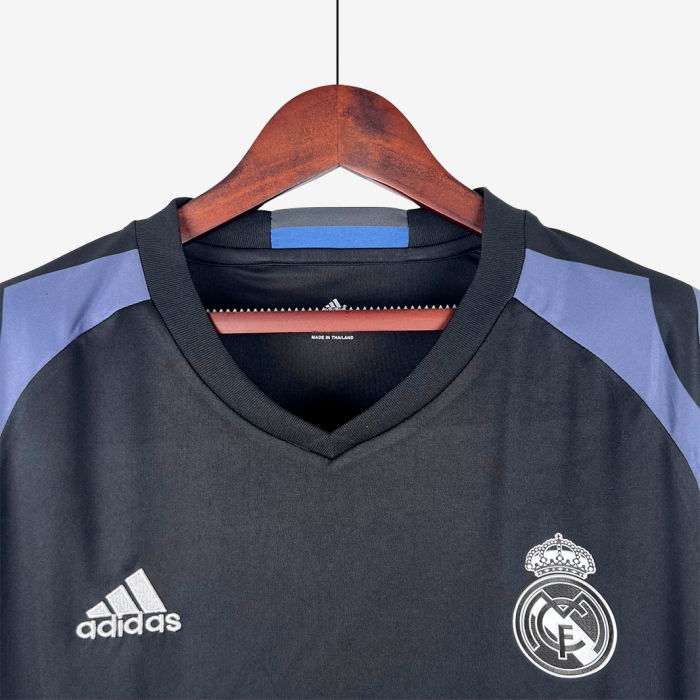 Real Madrid 2016/17 Third Jersey – Retro Version - Image 6