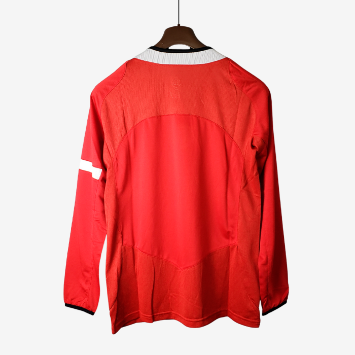 Manchester United 2005/06 Home Jersey Long Sleeve - Retro Version - Image 2