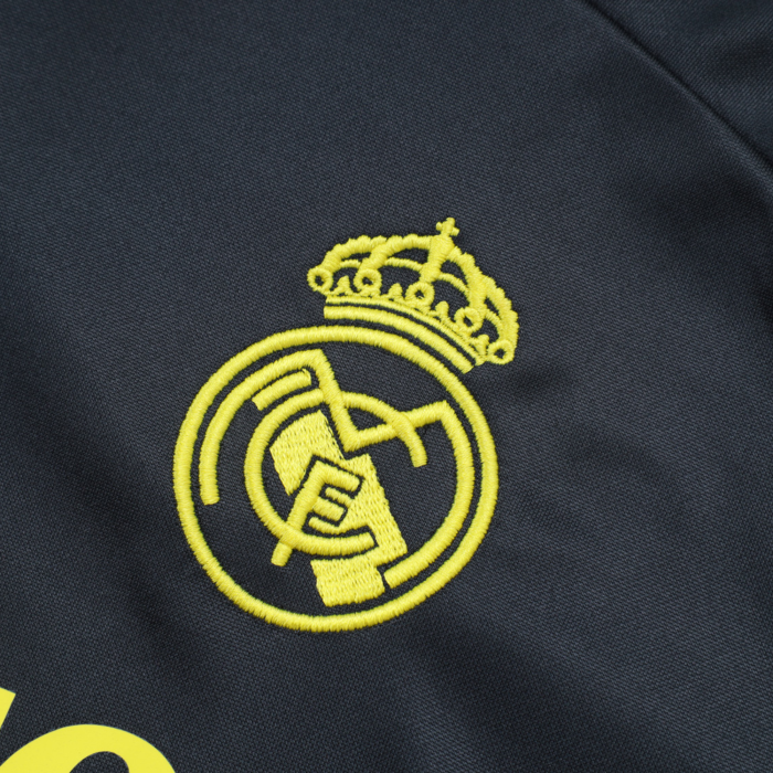 Real Madrid 2025/26 Tracksuit - Image 2