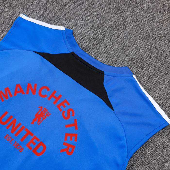 Manchester United 2025/26 Kit Training - Image 5