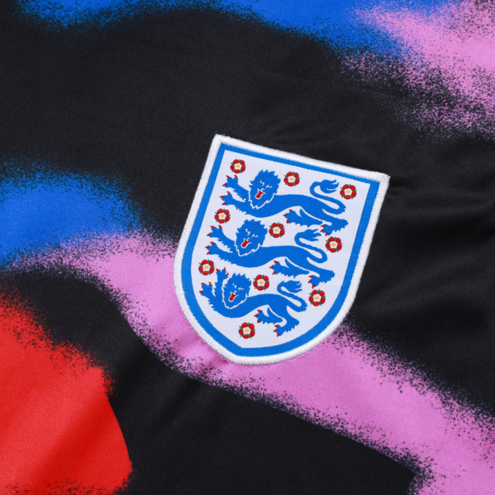 England 2025/26 Kit Training - Image 7