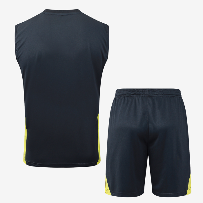 Real Madrid 2025/26 Kit Training - Image 4