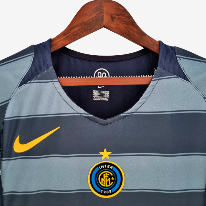 Inter Milan 2004/05 Third Jersey – Retro Version - Image 6