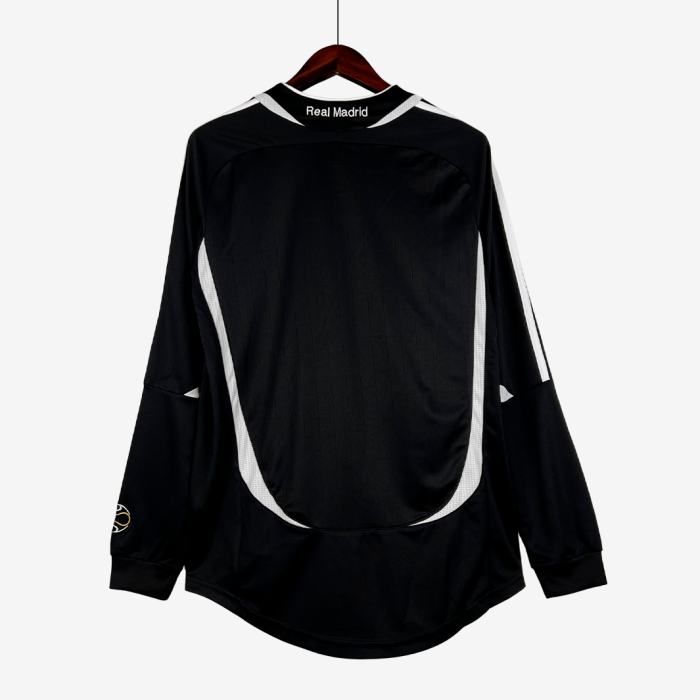 Real Madrid 2006/07 Away Jersey Long Sleeve – Retro Version - Image 7