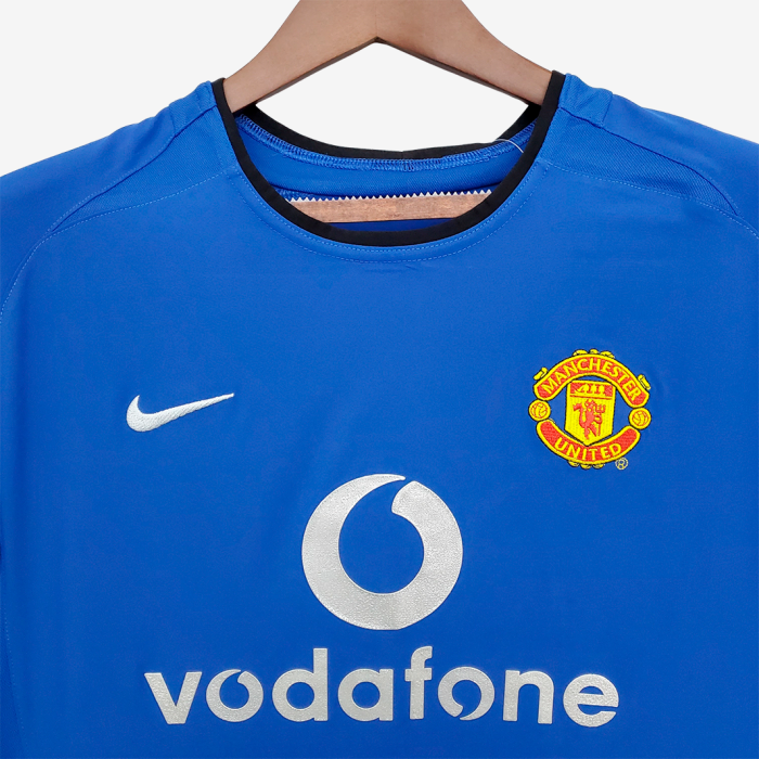Manchester United 2002/04 Away Jersey – Retro Version - Image 7