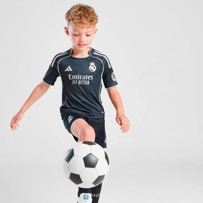 Real Madrid 2025/26 Away – Kit Kids - Image 2