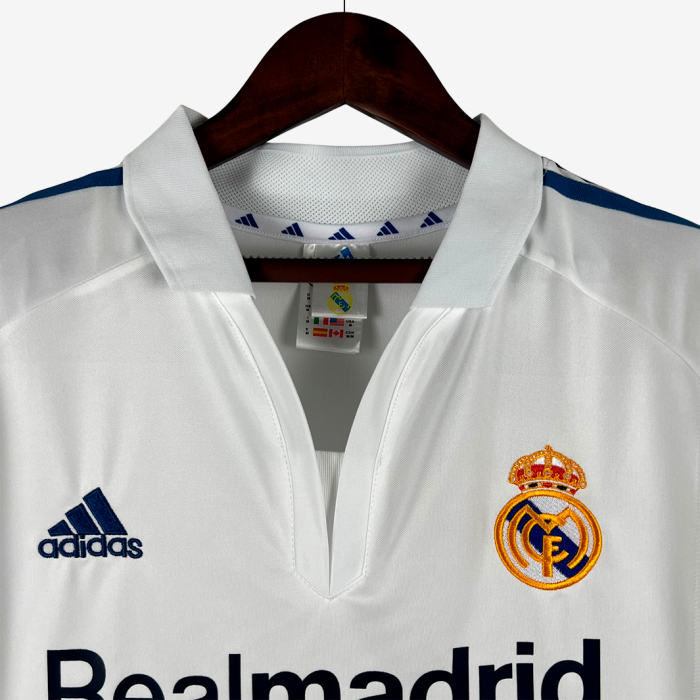 Real Madrid 2001/02 Home Jersey – Retro Version - Image 7