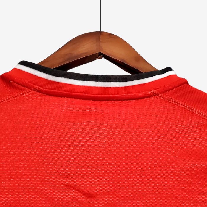 Manchester United 2000/01 Home Jersey - Retro Version - Image 3