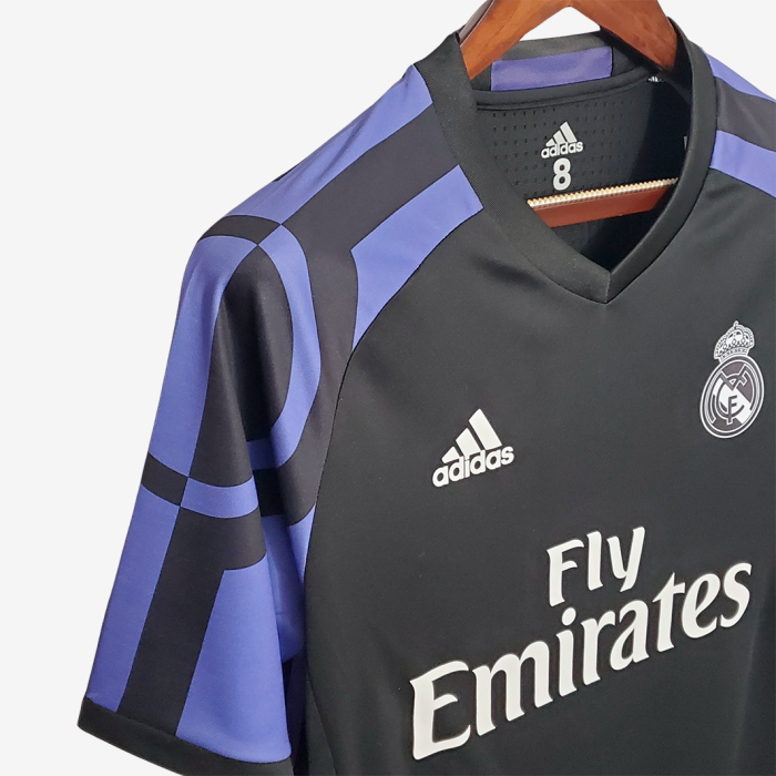Real Madrid 2015/16 Third Jersey - Retro Version - Image 8