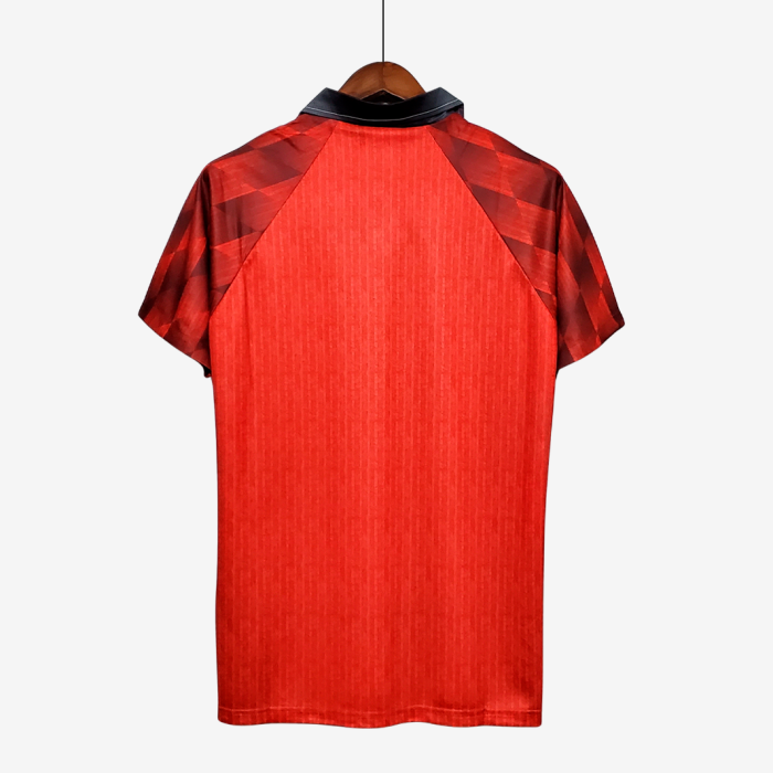 Manchester United 1996/98 Home Jersey - Retro Version - Image 8