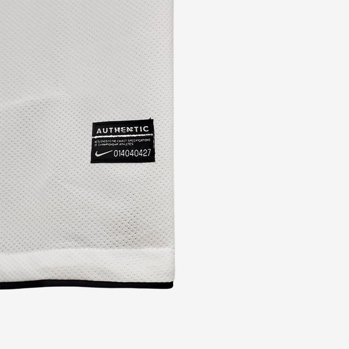 Manchester United 2010/11 Away Jersey UCL - Retro Version - Image 3