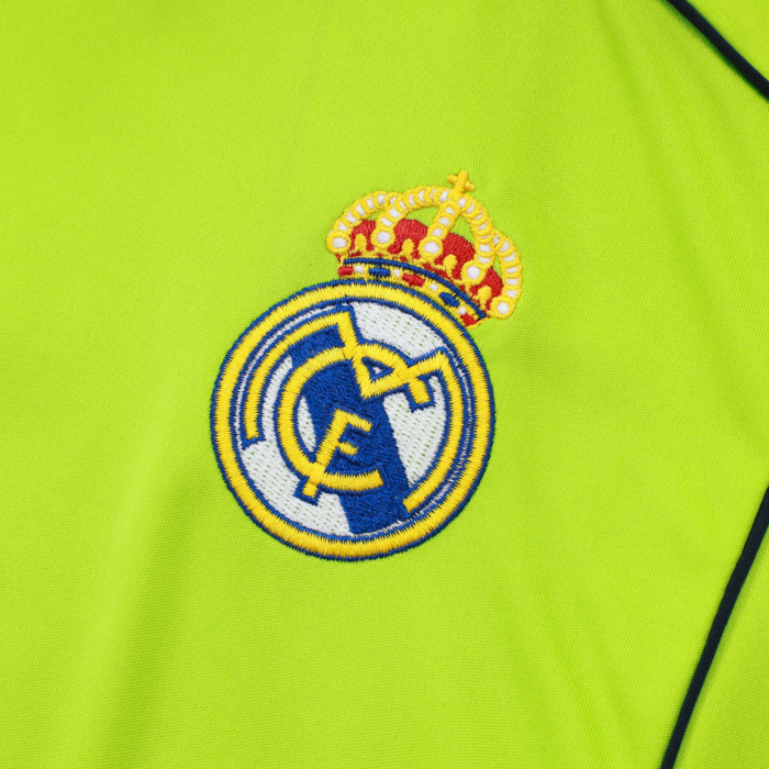 Real Madrid 2025/26 Kit Training - Image 5