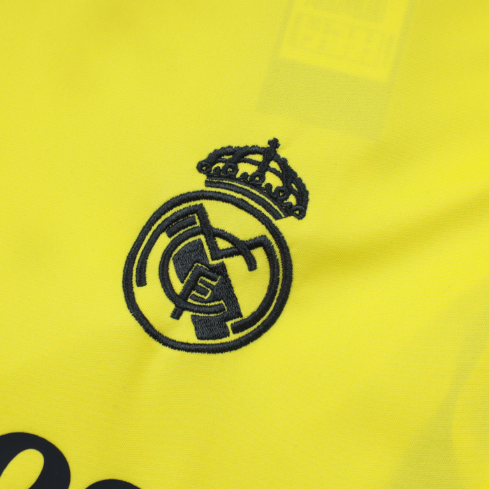 Real Madrid 2025/26 Kit Training - Image 6