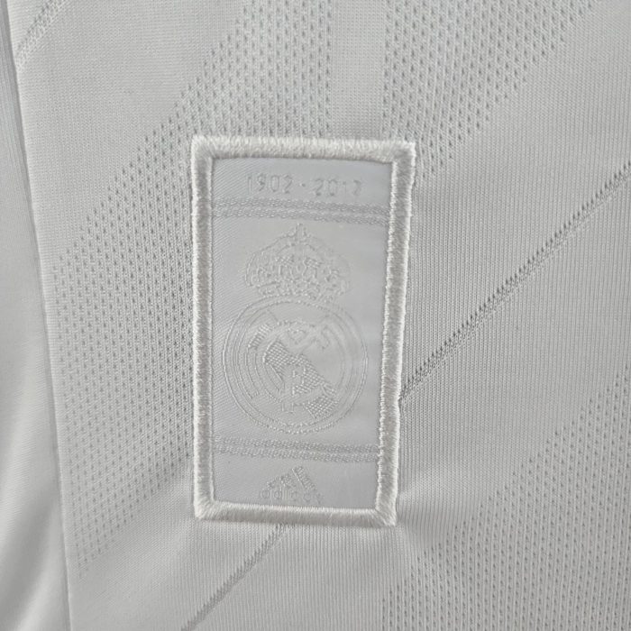 Real Madrid 2017/18 Home Jersey – Retro Version - Image 4