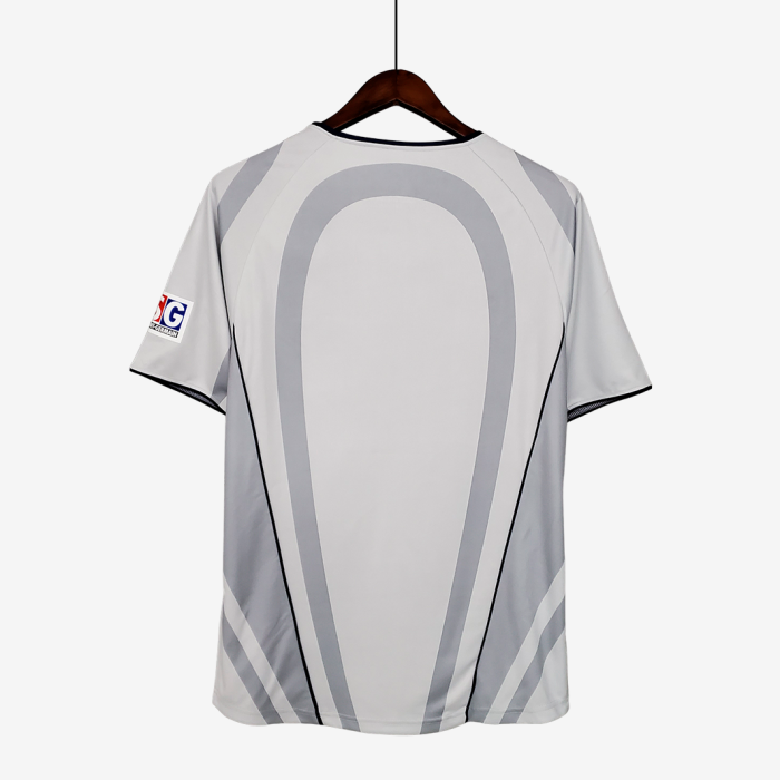 Paris Saint-Germain (PSG) 2001/02 Away Jersey – Retro Version - Image 8