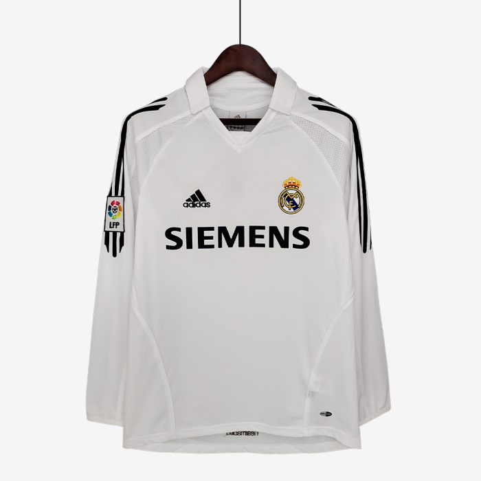 Real Madrid 2005/06 Home Jersey Long Sleeve – Retro Version - Image 1