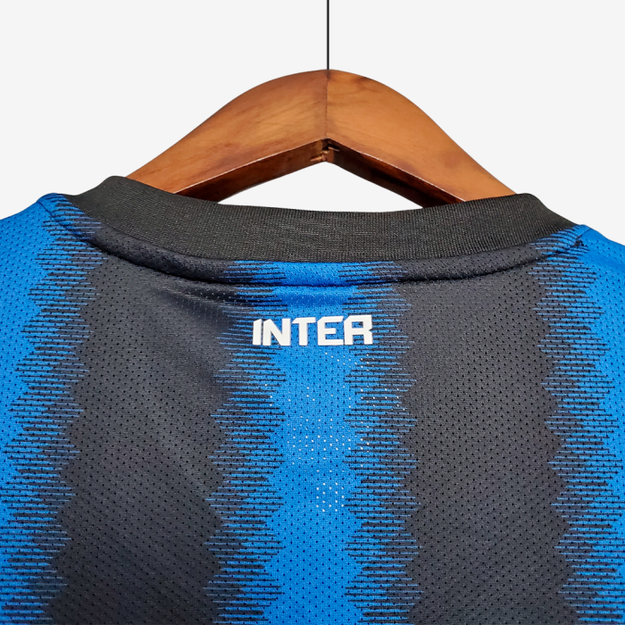 Inter Milan 2010/11 Home Jersey Long Sleeve - Retro Version - Image 9