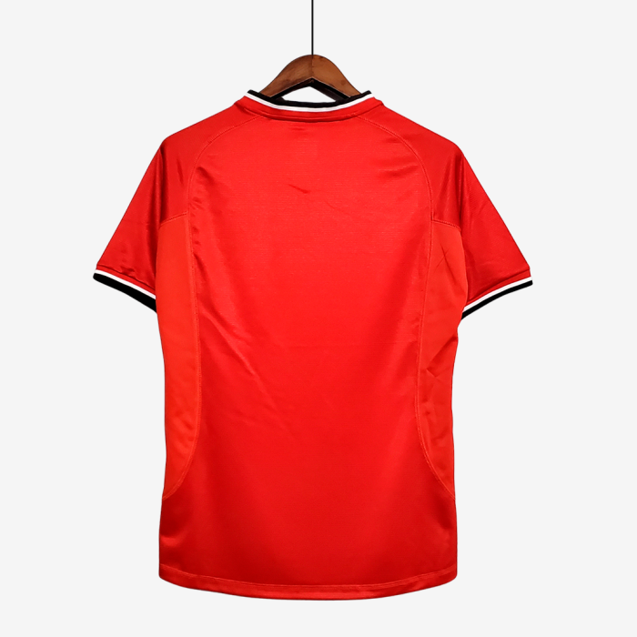 Manchester United 2000/01 Home Jersey - Retro Version - Image 4