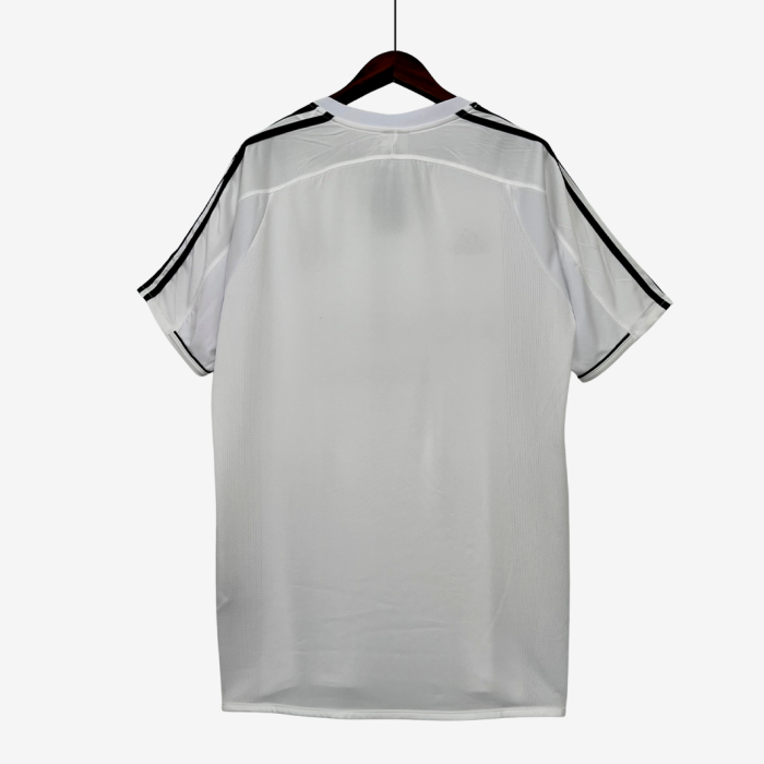 Real Madrid 2003/04 Home Jersey – Retro Version - Image 8