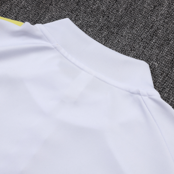 Juventus 2025/26 Tracksuit - Image 7