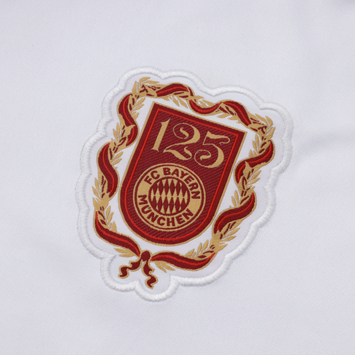 Bayern Munich 2025/26 Tracksuit - Image 7