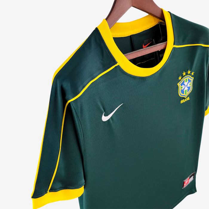 Brazil 1998 Goalkeeper Jersey – Retro Version - Image 8