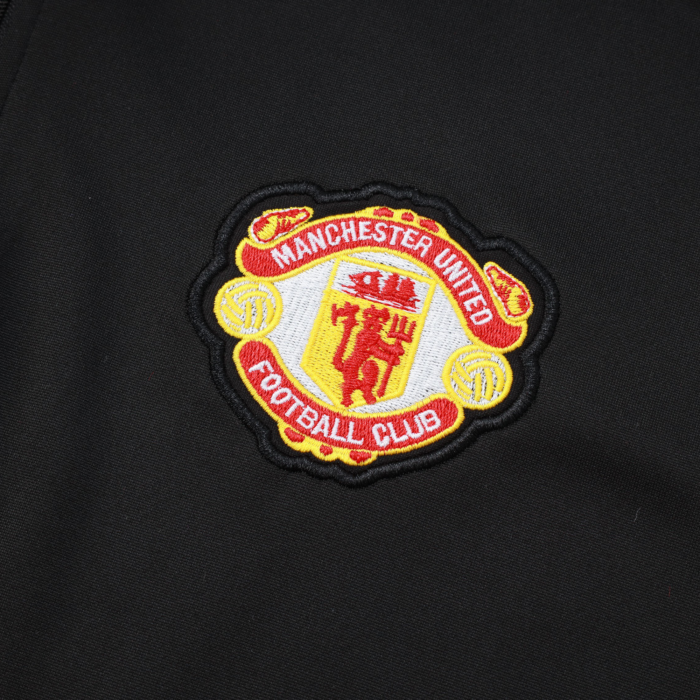 Manchester United 2025/26 Tracksuit - Image 9