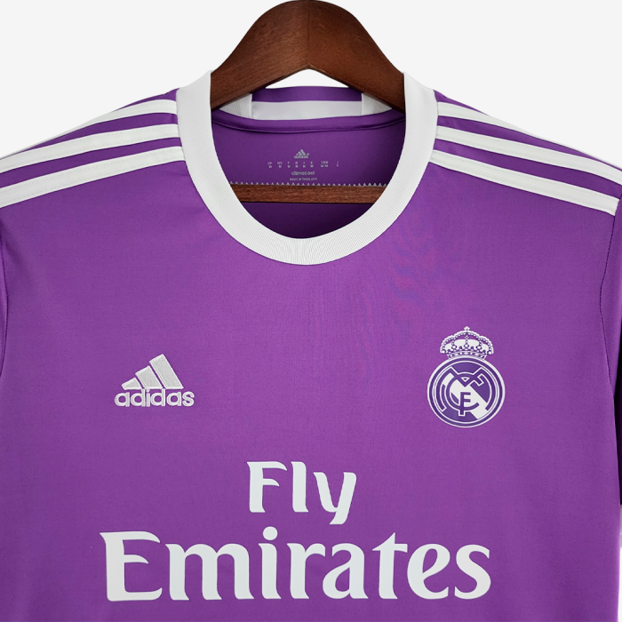 Real Madrid 2016/17 Away Jersey – Retro Version - Image 8