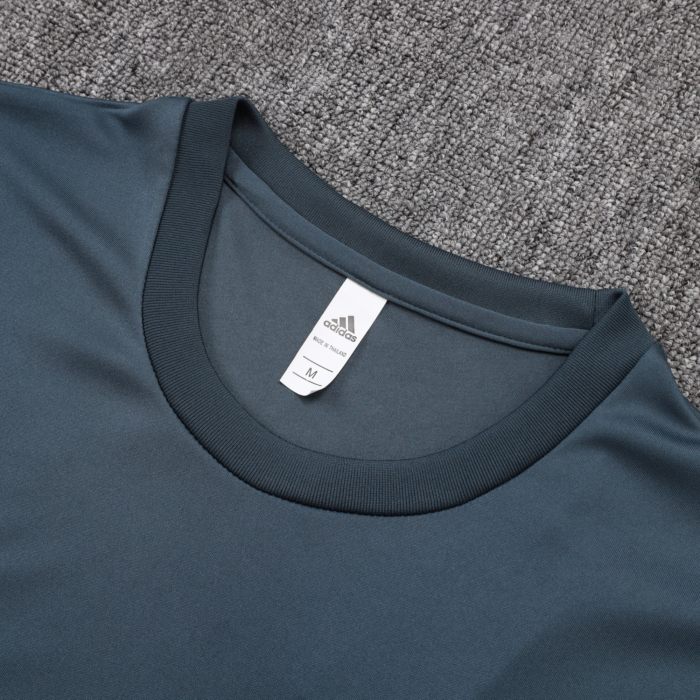 Bayern Munich 2025/26 Kit Training - Image 7