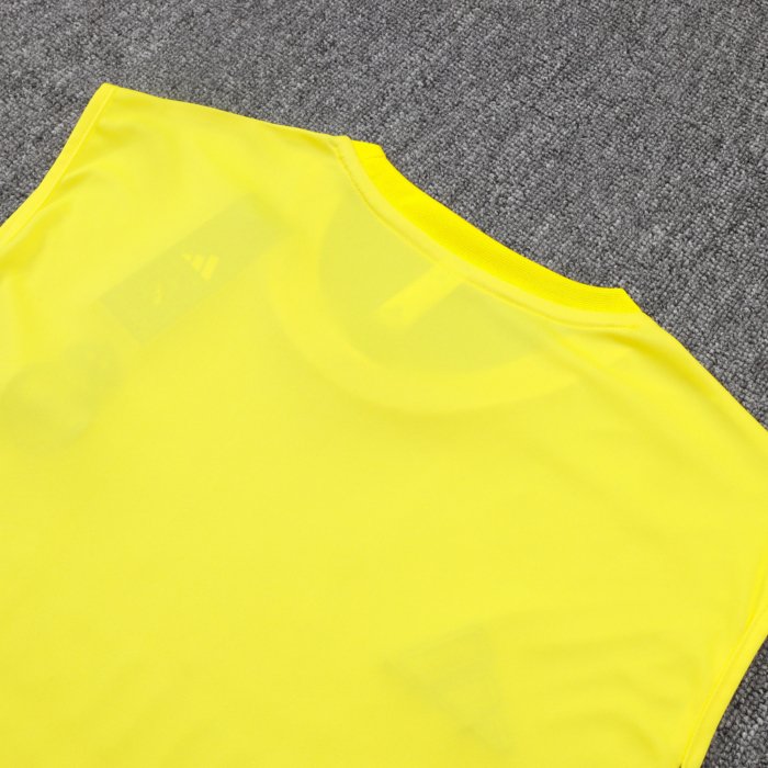 Real Madrid 2025/26 Kit Training - Image 7