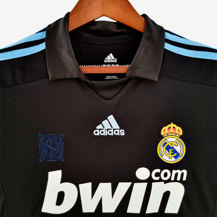 Real Madrid 2009/10 Away Jersey – Retro Version - Image 8