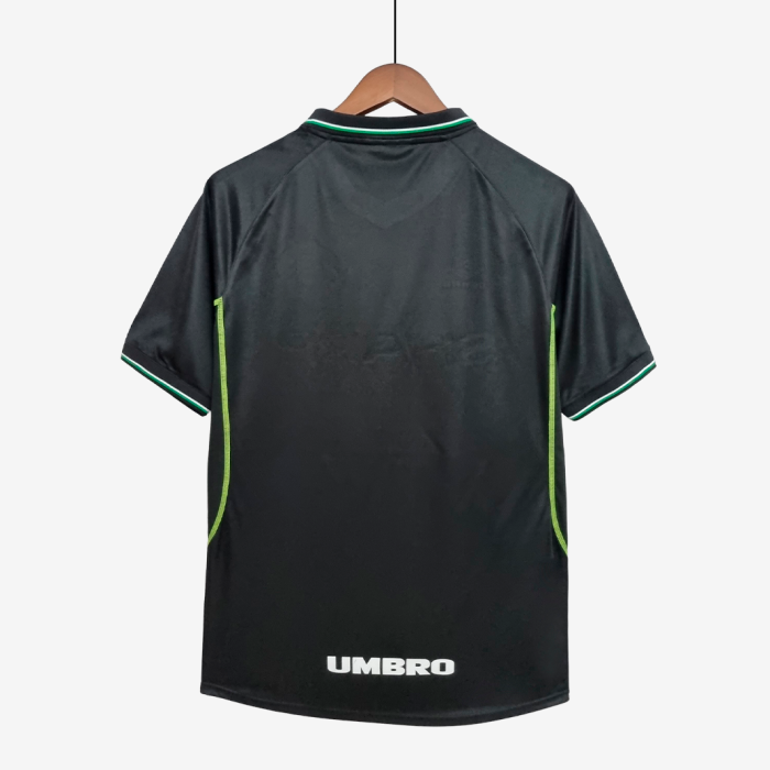 Manchester United 1988 Away Jersey – Retro Version - Image 8