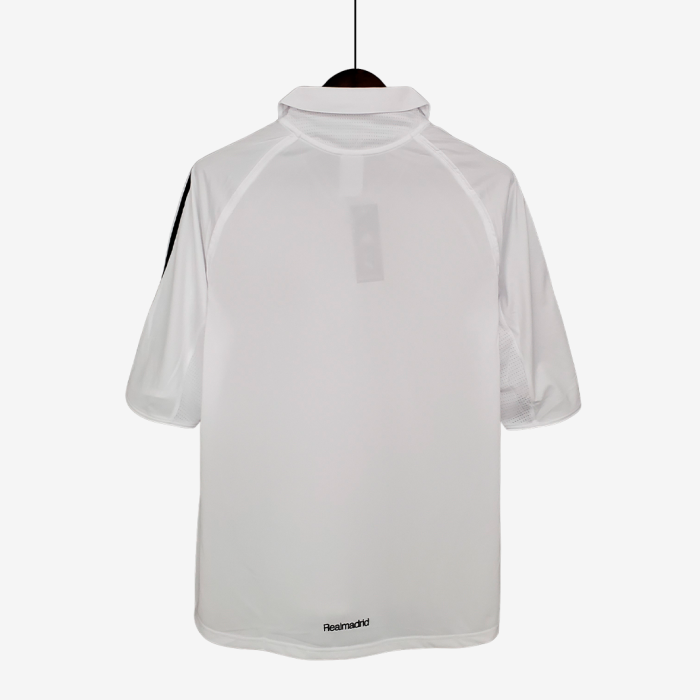 Real Madrid 2005/06 Home Jersey – Retro Version - Image 9