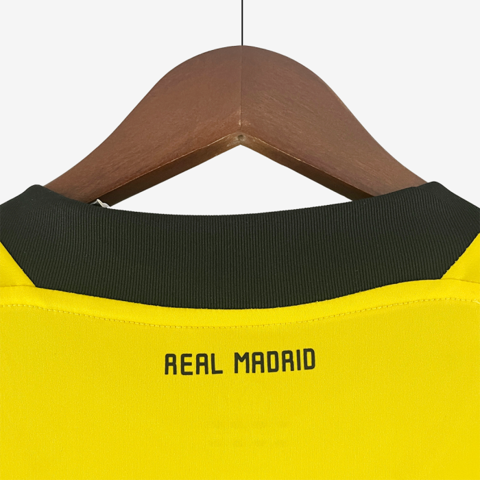 Real Madrid 2011/12 Goalkeeper Jersey – Retro Version - Image 9
