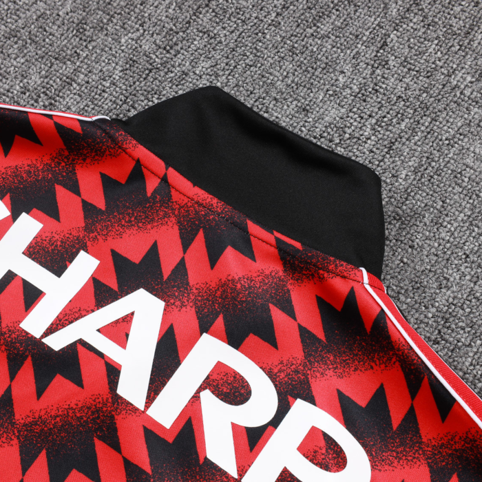 Manchester United 2025/26 Tracksuit - Image 8