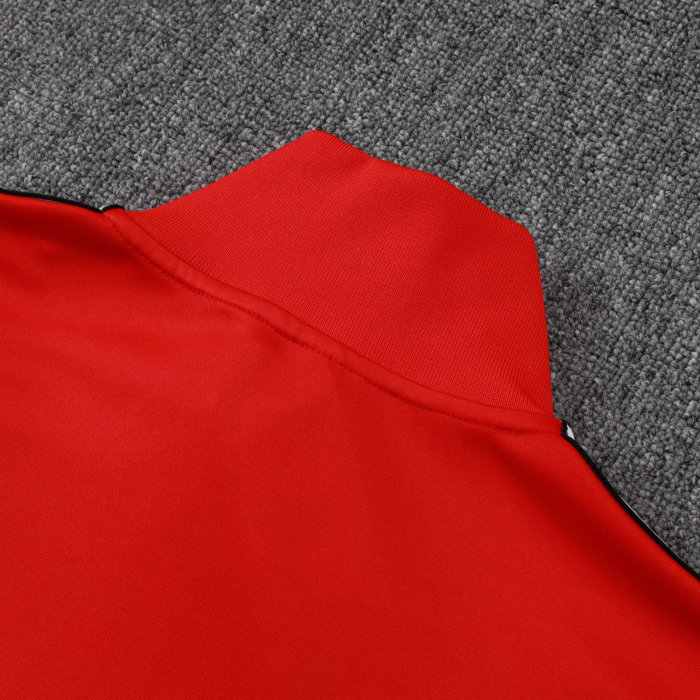 Manchester United 2025/26 Tracksuit - Image 8