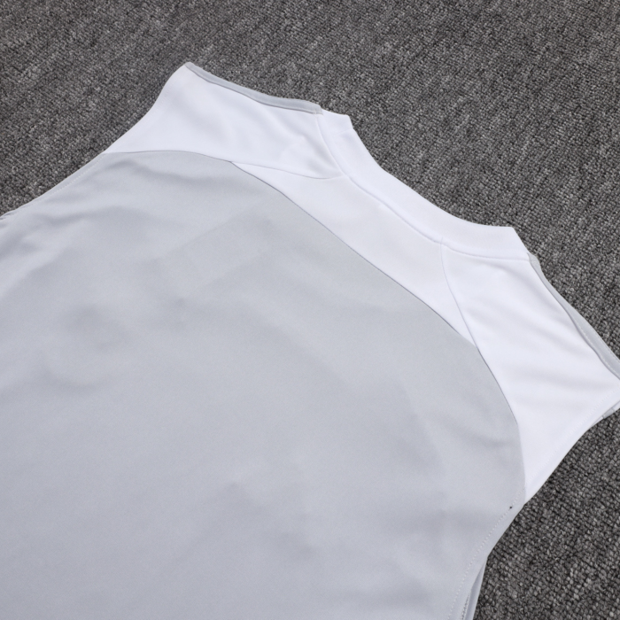 Real Madrid 2025/26 Kit Training - Image 8