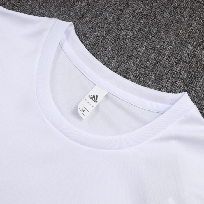 Ajax 2025/26 Kit Training - Image 8