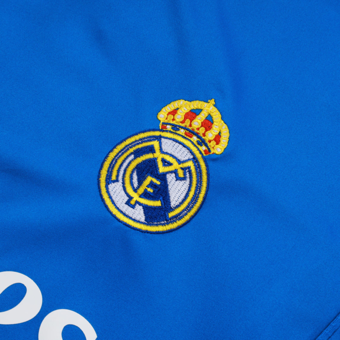 Real Madrid 2025/26 Kit Training - Image 8