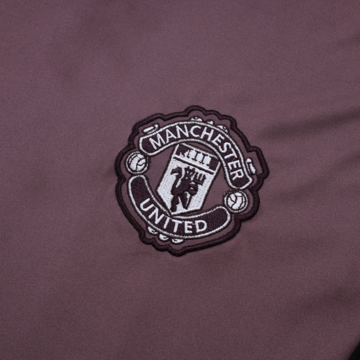 Manchester United 2025/26 Kit Training - Image 8