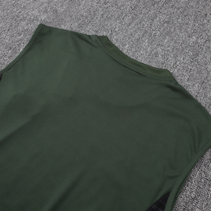 Bayern Munich 2025/26 Kit Training - Image 8